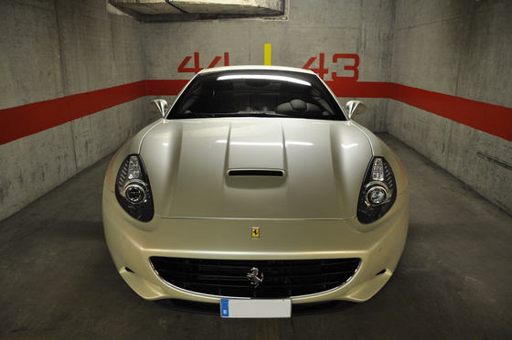 Zo HUN: Ferrari California