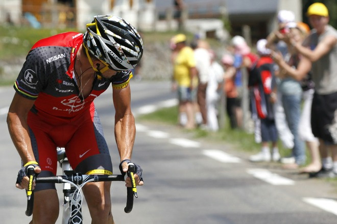 f4300844059777cf76f50e765eefd155-getty-cling-fra-tdf-2010-armstr