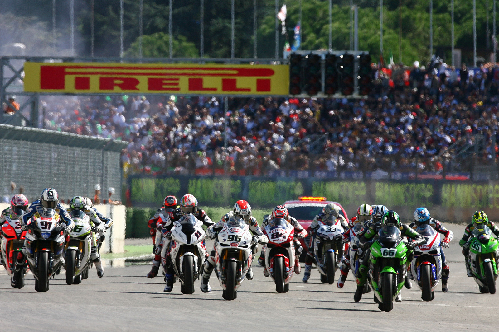 WSBK 2010 - Imola - Sykes 09