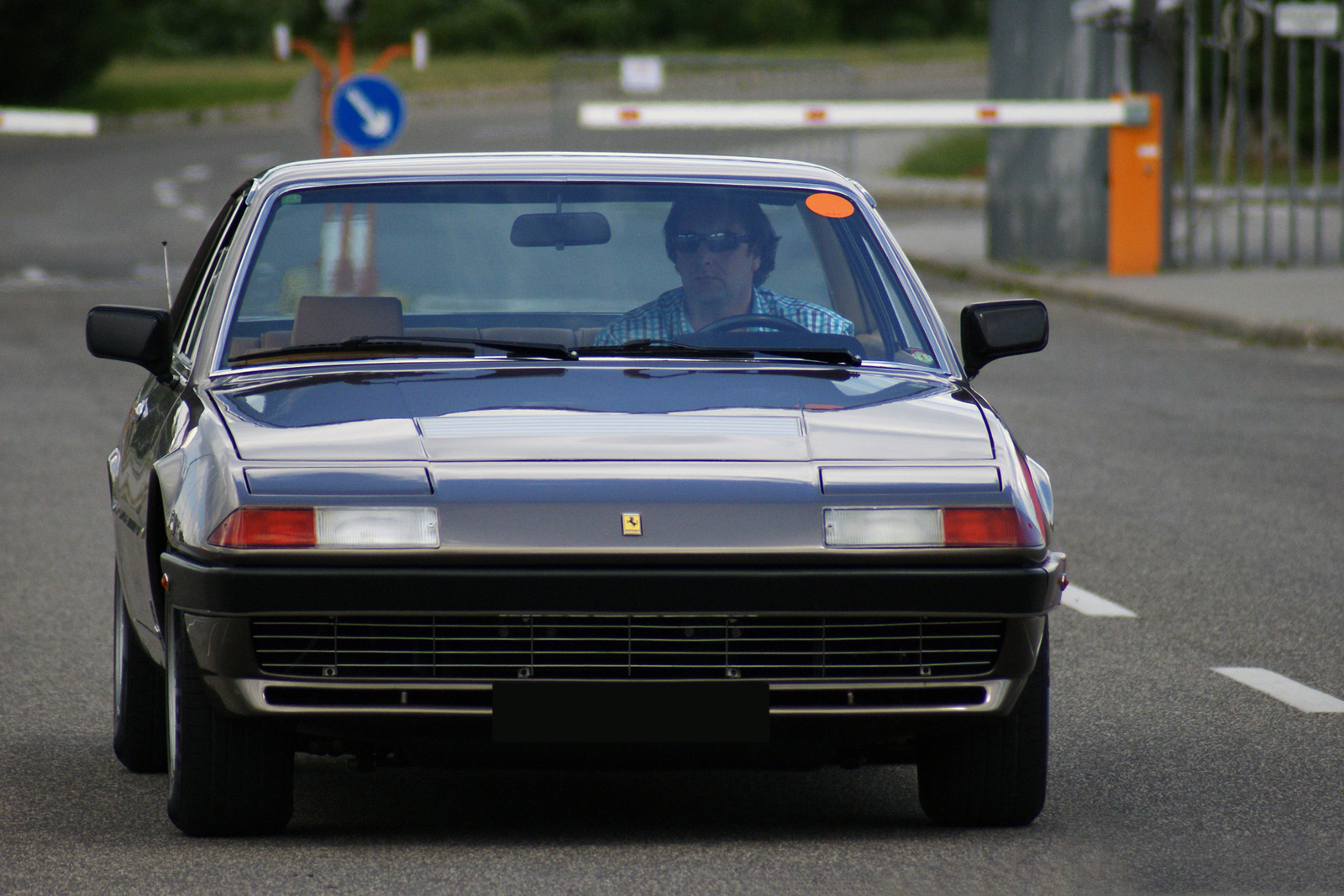 Ferrari 365 GT4 2+2