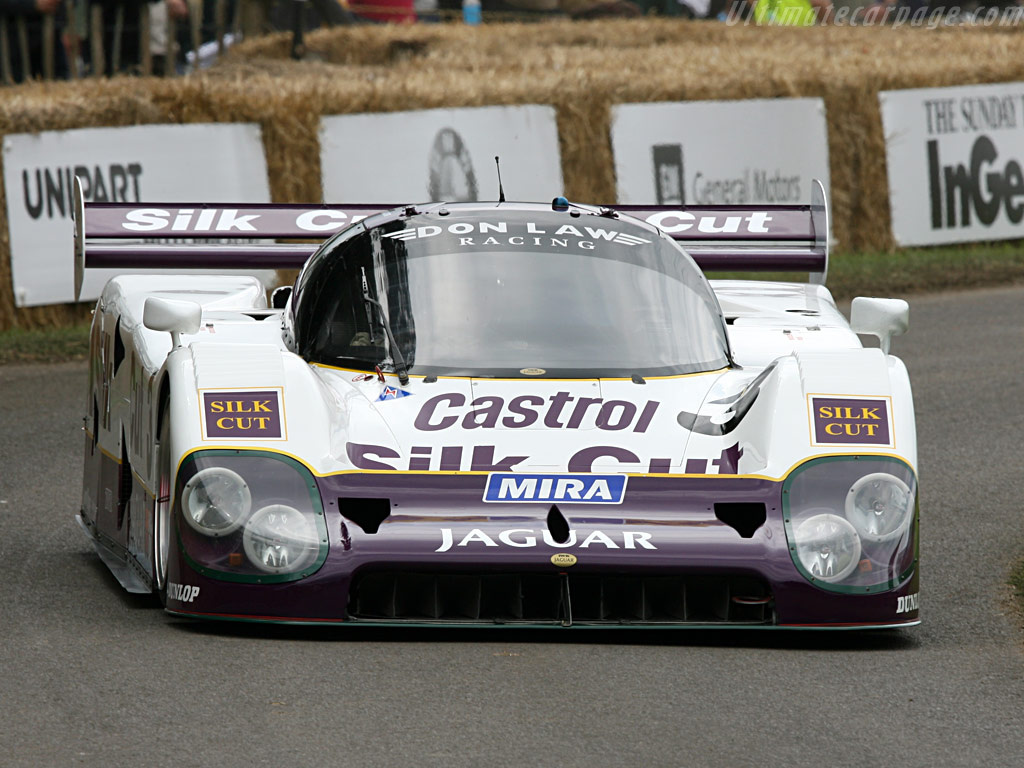 Jaguar XJR-8