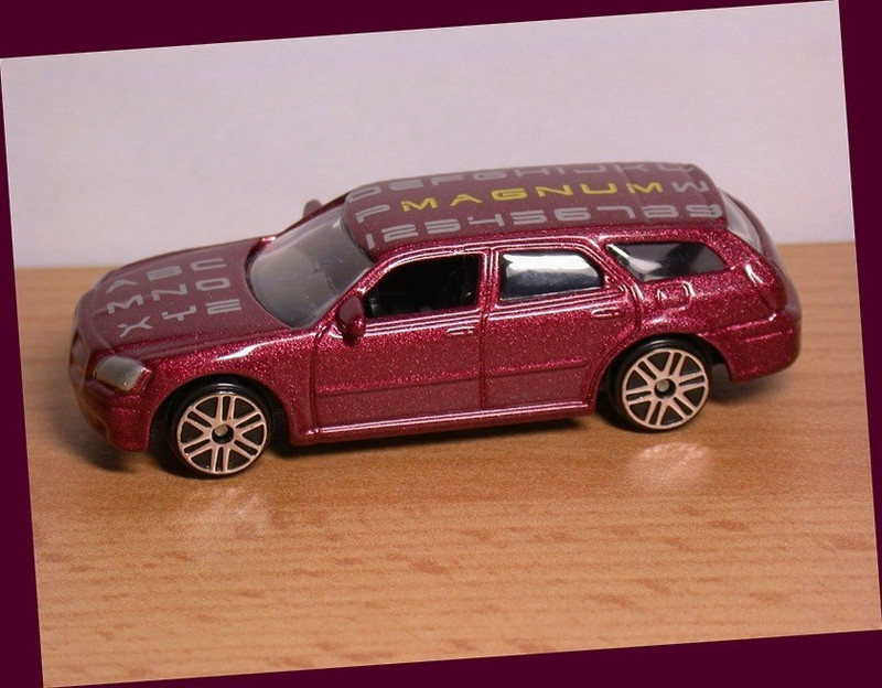 DODGE MAGNUM RT YATM. 1 64