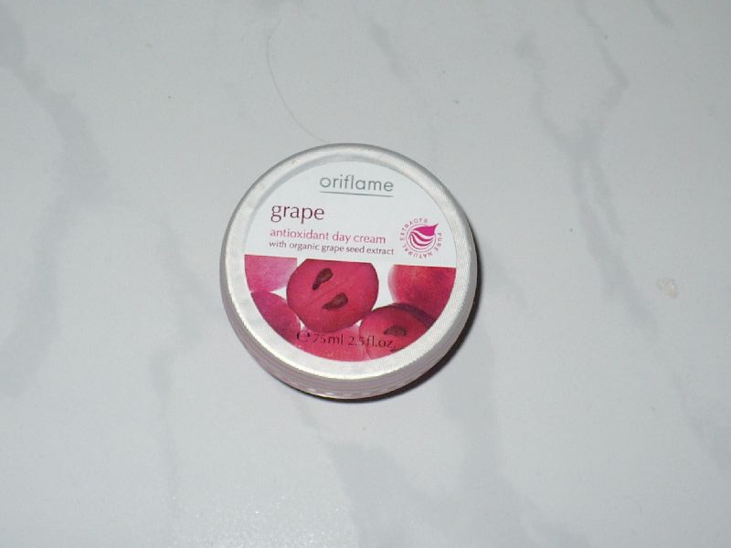 Arckrém Oriflame Nature szőlő nappali P1030970