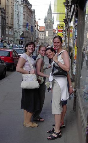 Barátnők: Lívi, Tornyi, Gerda, Niki