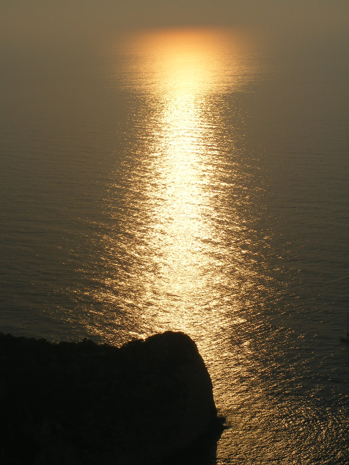 Navagio öböl, Zakynthos. Görögország