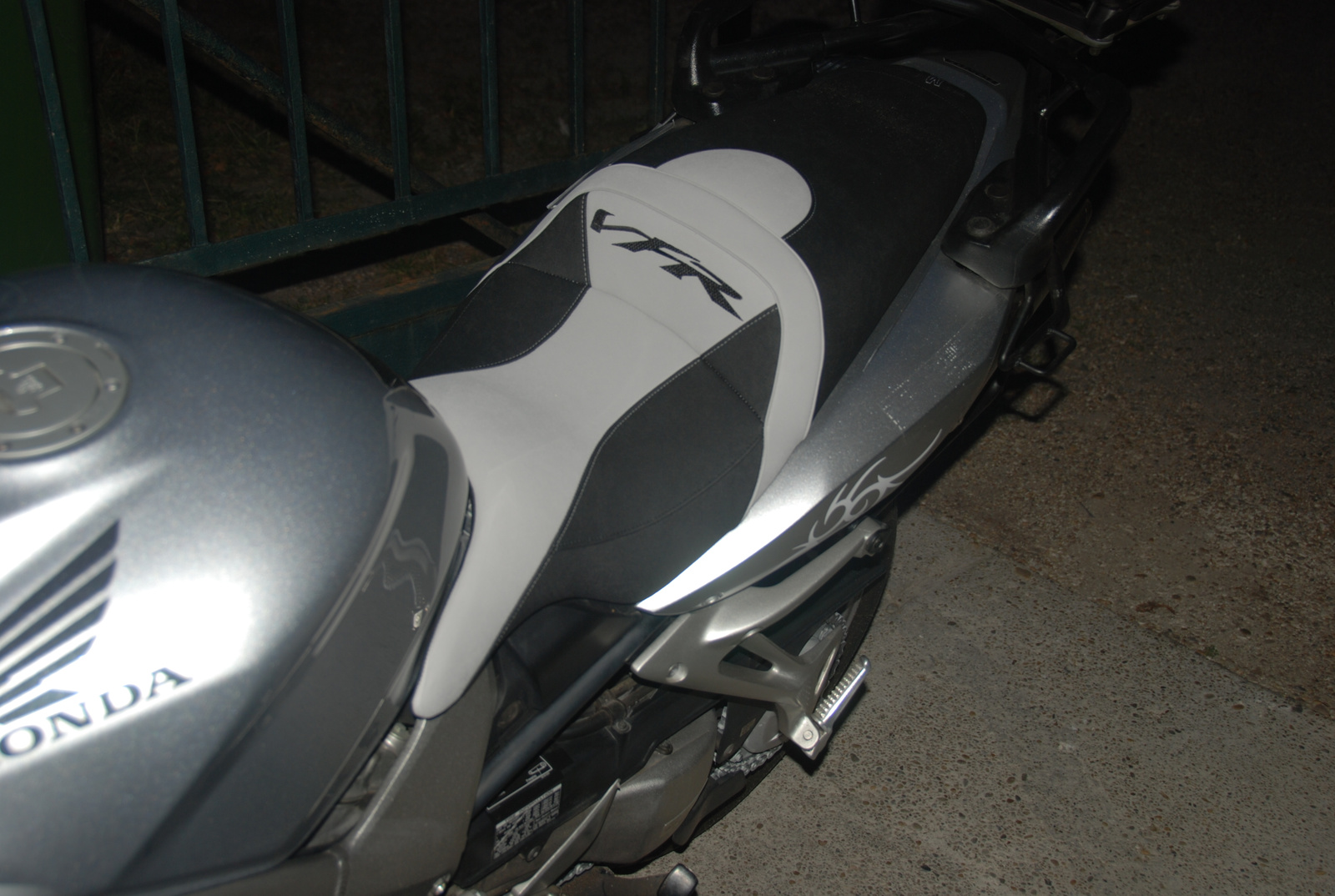 Honda VFR (1)