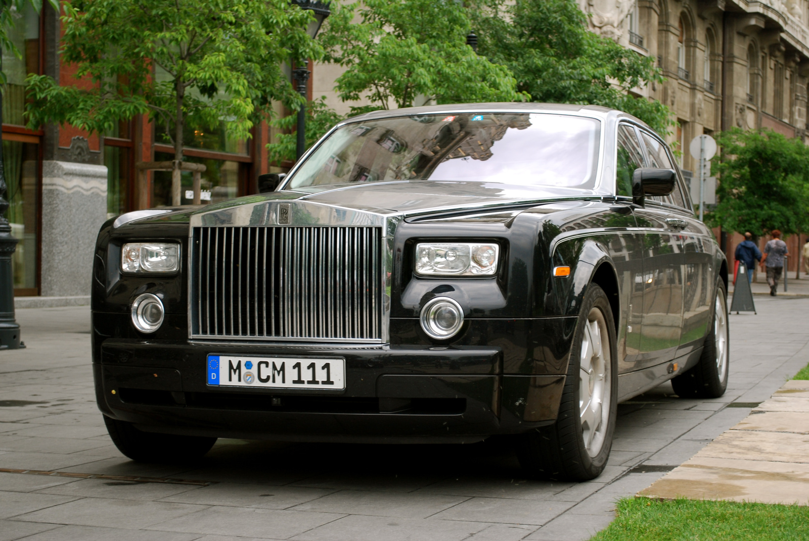 Rolls Royce Phantom EWB