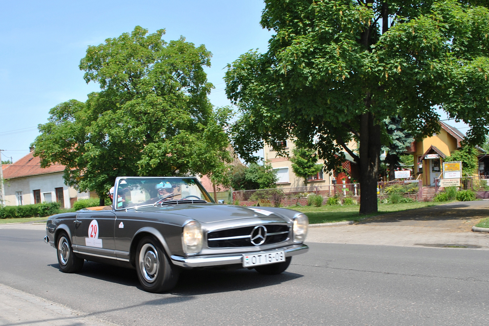 Mercedes W113 230 SL