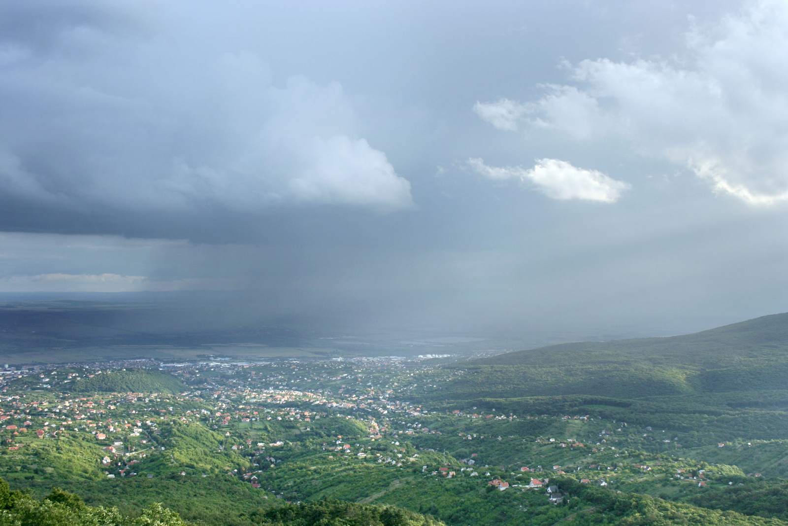 Pécs - vihar a Jakab-hegy alján
