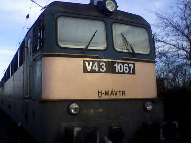 V43-1067