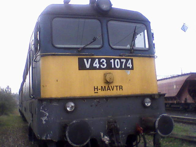 V43-1074.