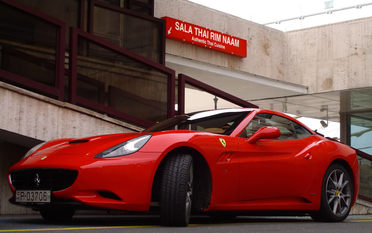 Ferrari California