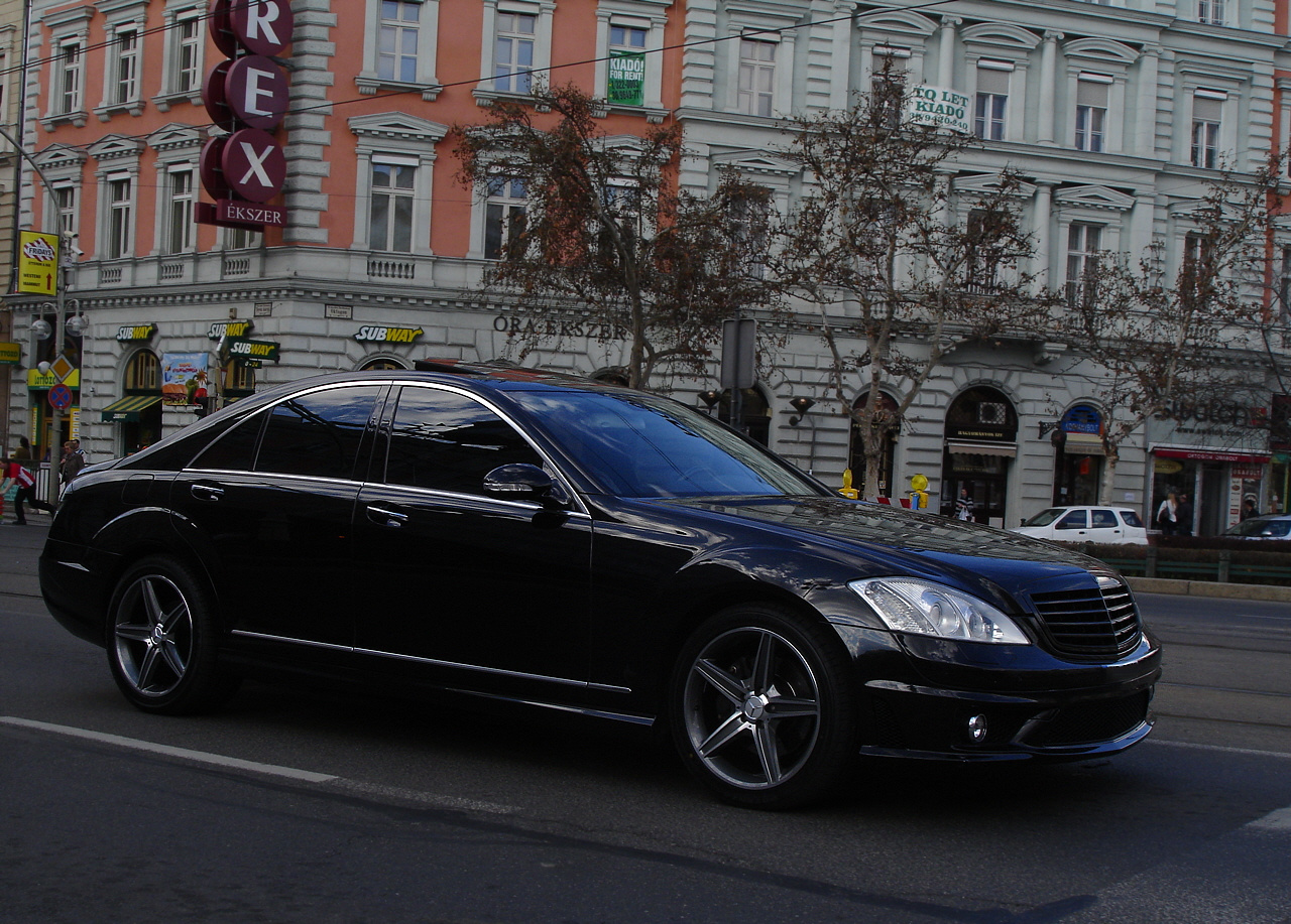 Mercedes-Benz S 63 AMG