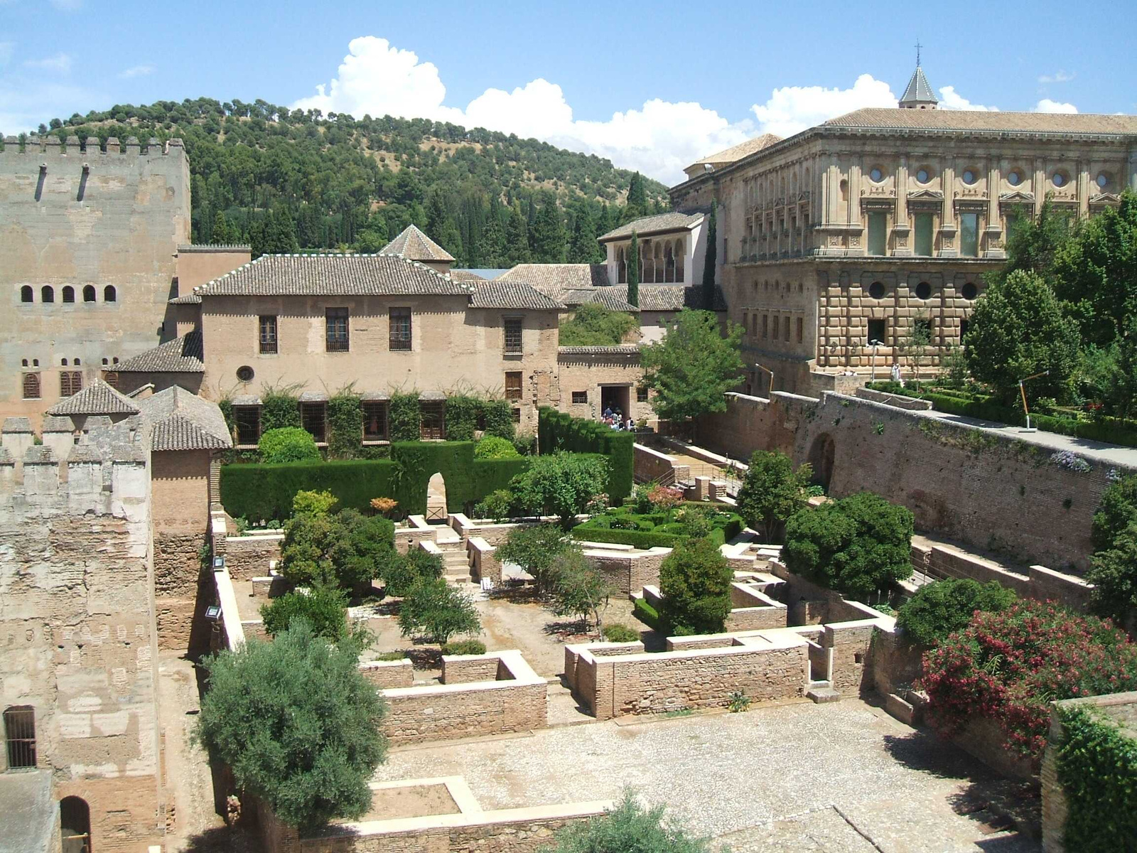 Granada V. Károly palotája