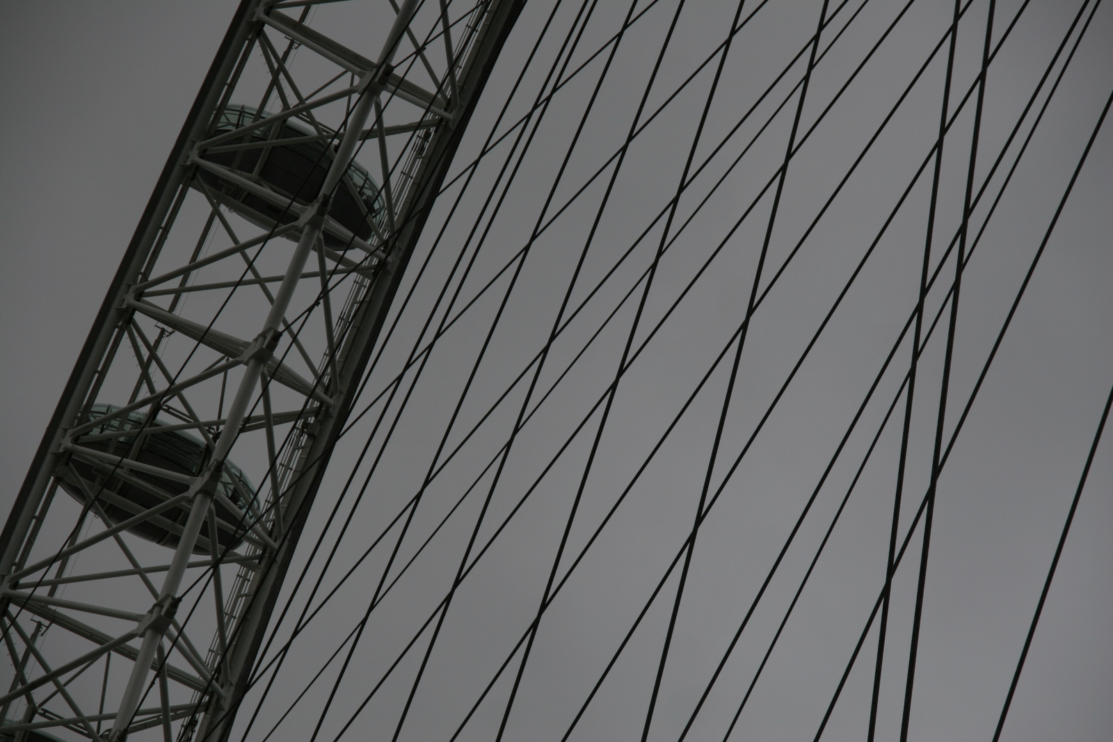 A felhős London Eye