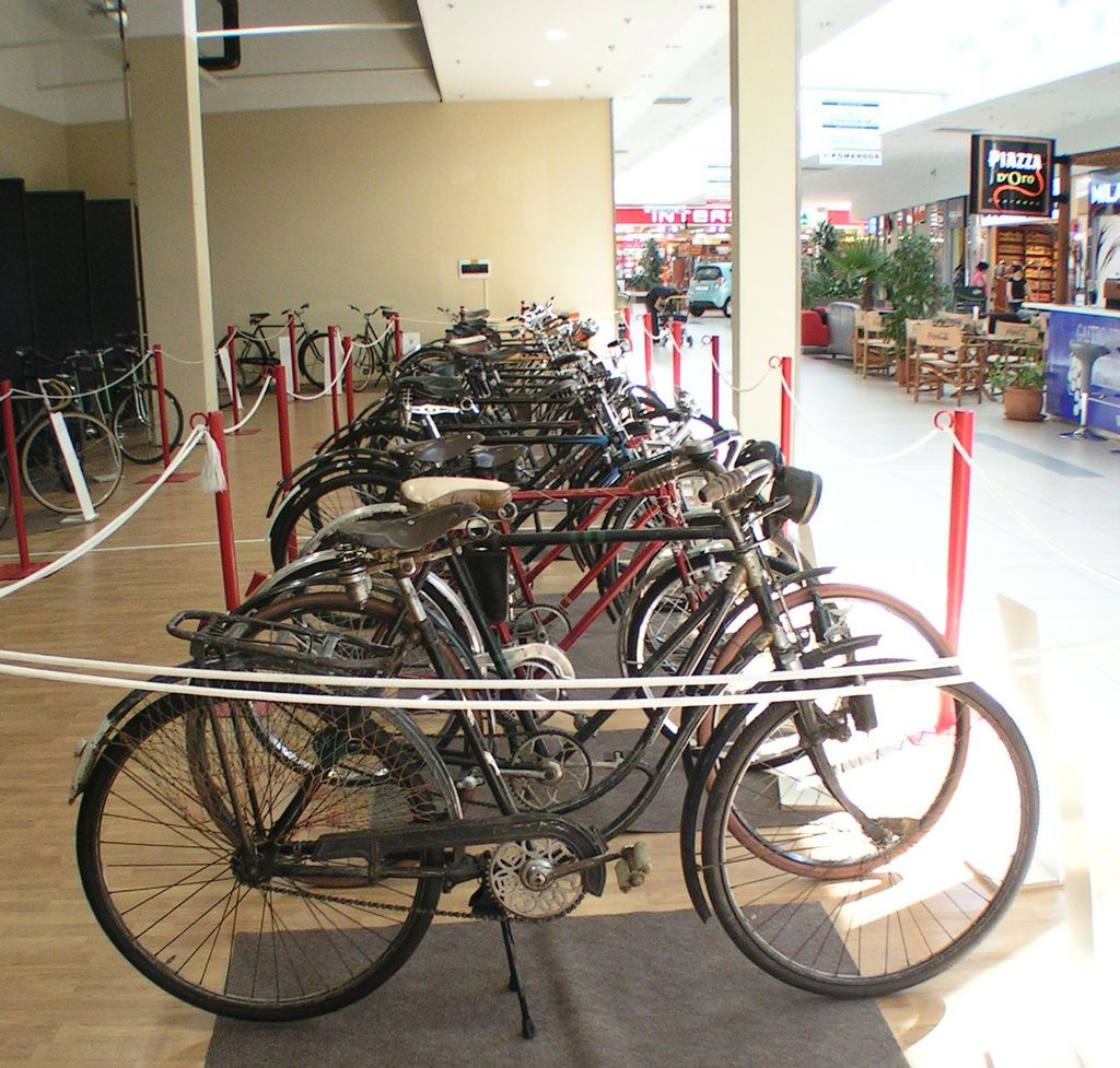 064  Veterán kerékpár