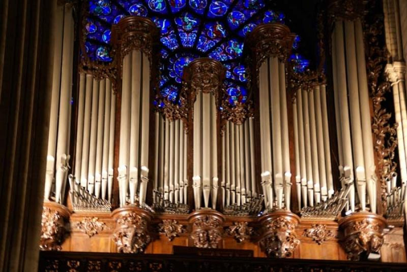 20080605102357notre-dame-organ (Medium)