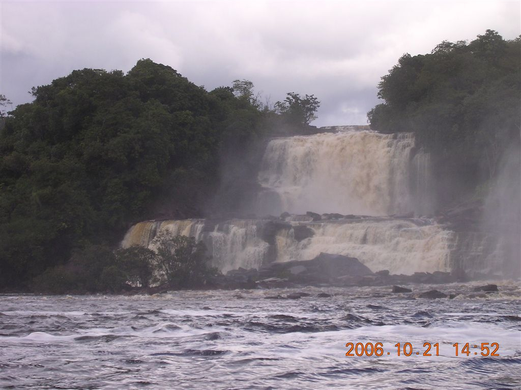 325 Canaima - Salto Golondrinas