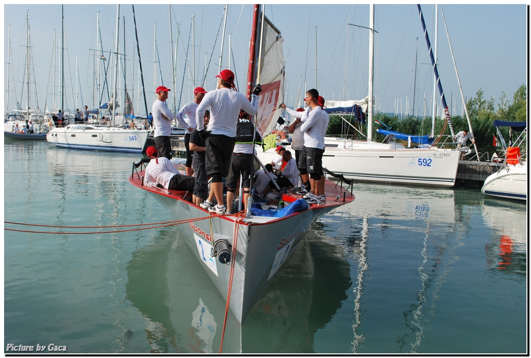 rafficasponzibalatonkékszalaggaca201100086