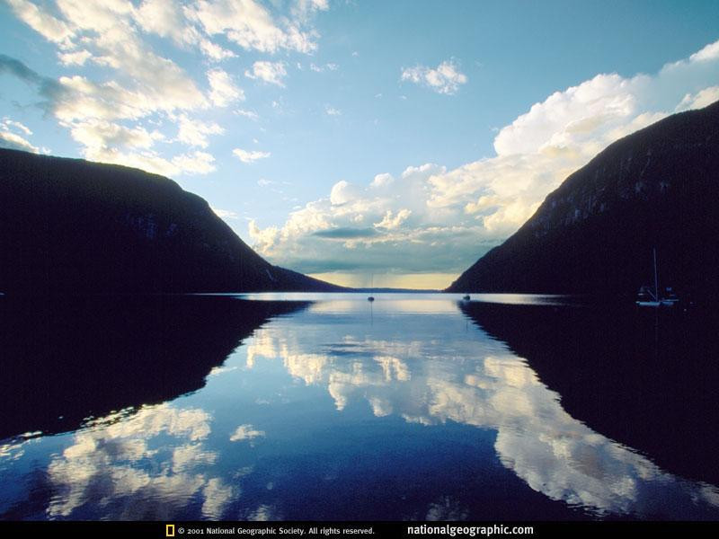 lake-willoughby-reflection-523357-sw (Medium)