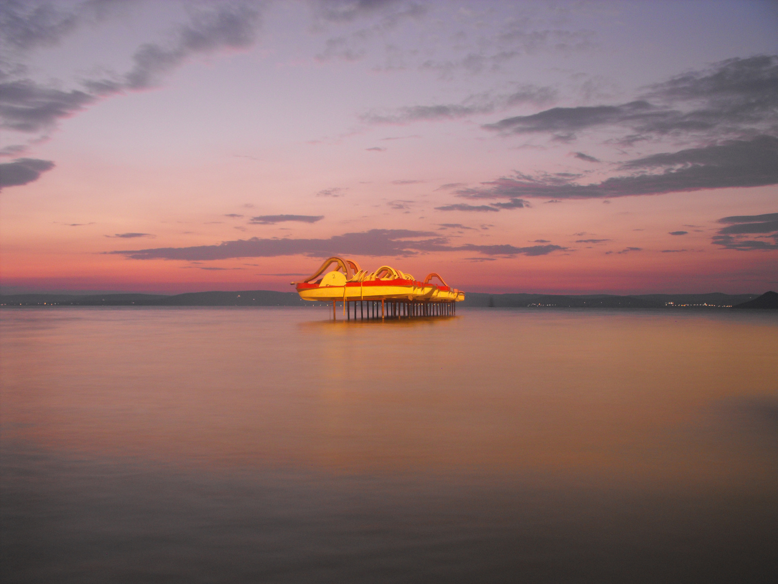 Vizibiciklik a Balatonon