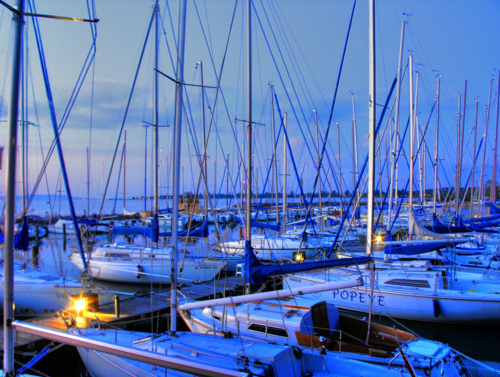 Balatonföldvár hajó kikötő Balaton