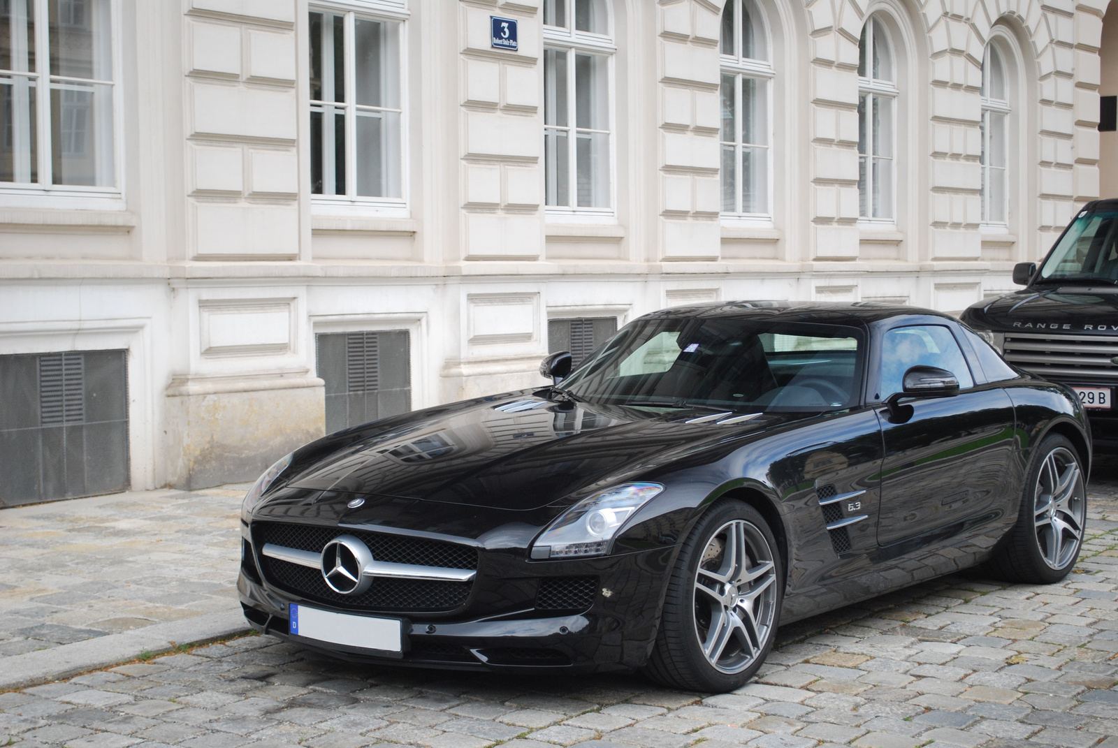 Mercedes SLS