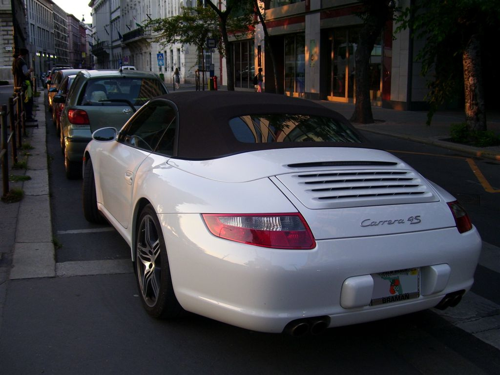 Carrera 4S