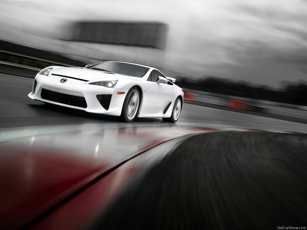 Lexus-LFA 2011 1024x768 wallpaper 05