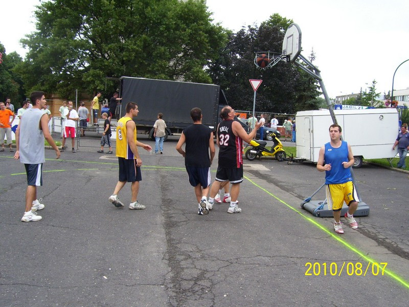 2010 Streetball 185