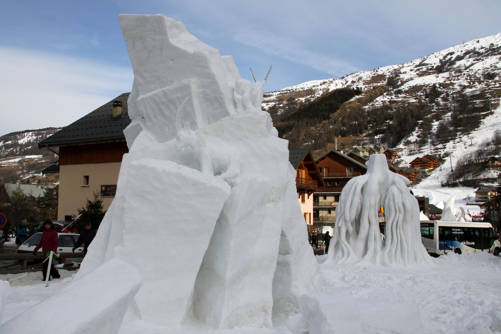Sculptures sur neige 5741