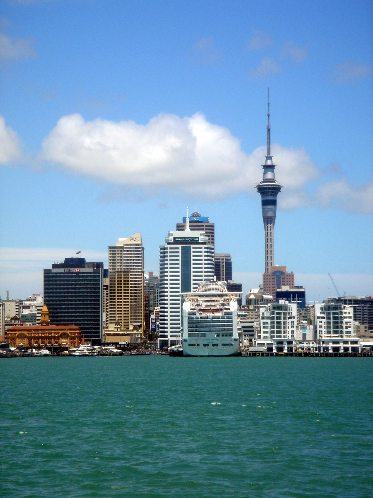 Auckland a víz felöl