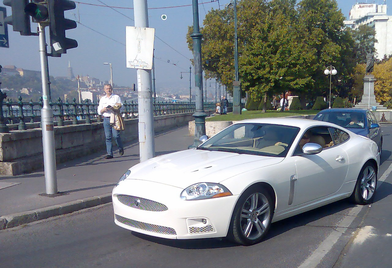 Jaguar XKR