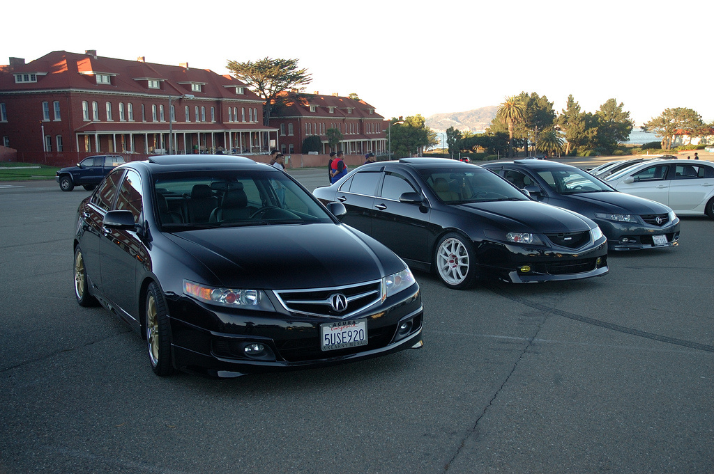 Honda Accord - Acura TSX