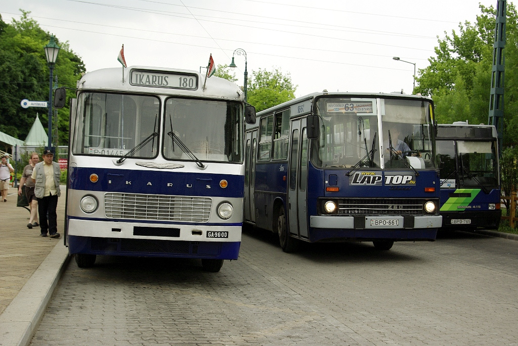 Ikarus 180 Hűvösvölgyben 11 2011.06.05