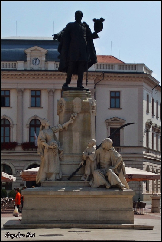 Szeged - Klauzál tér 01
