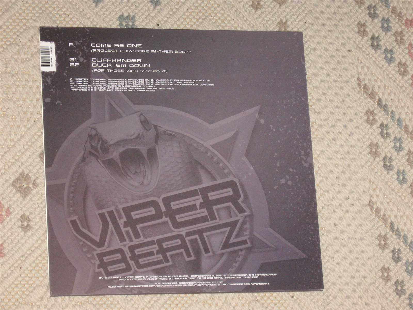 (VB002) G-Town Madness & The Viper - Come As One (back)