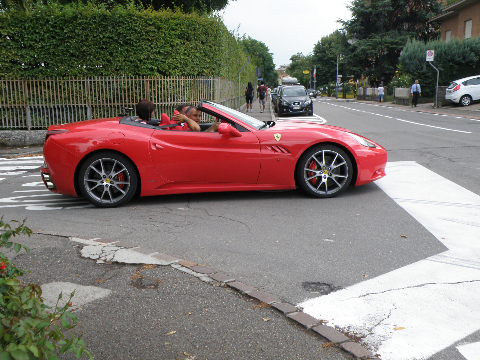 Ferrari California