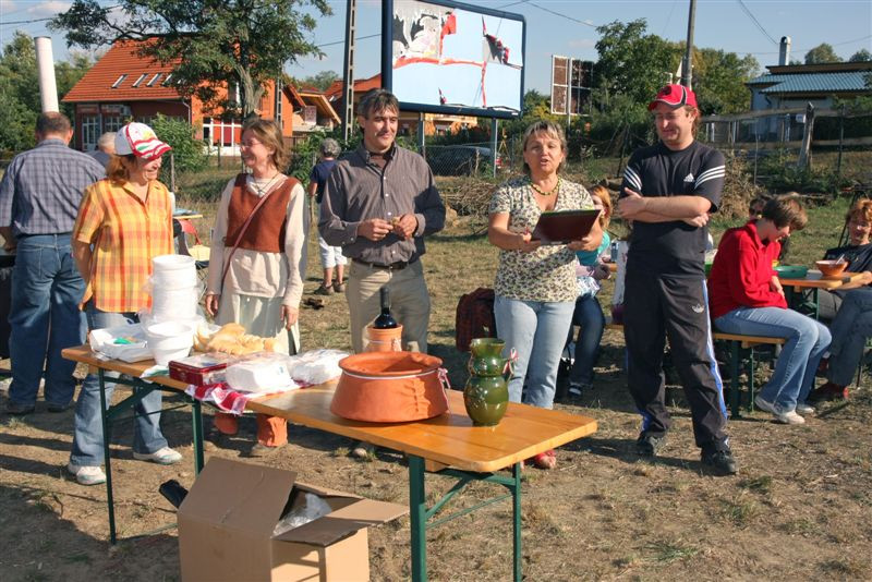 ZSÜRI EREDMÉNYT HIRDET A SARKADBAN