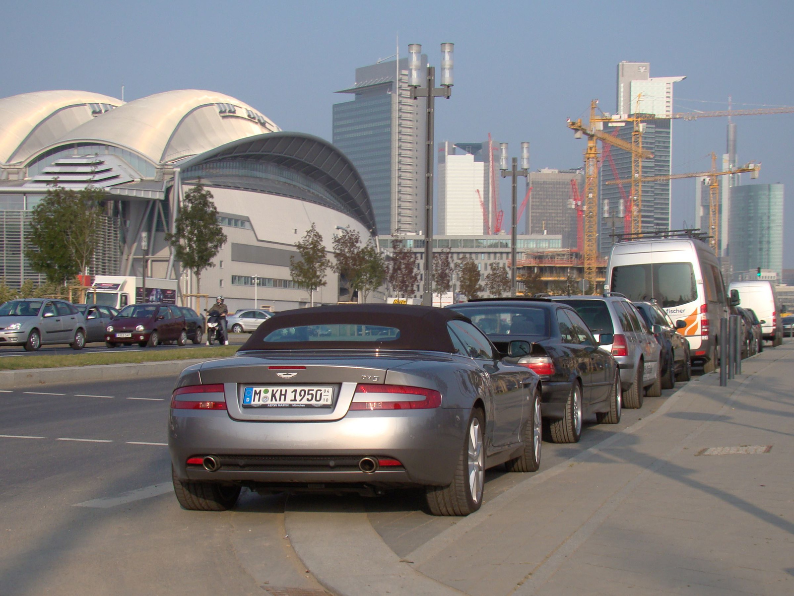 Aston Martin DB9 Volante