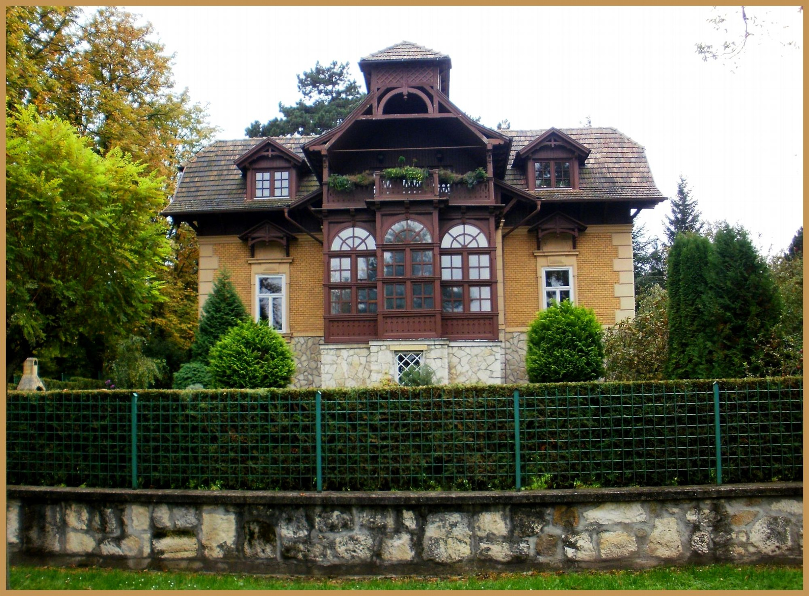 Régi villa a Lőverekben