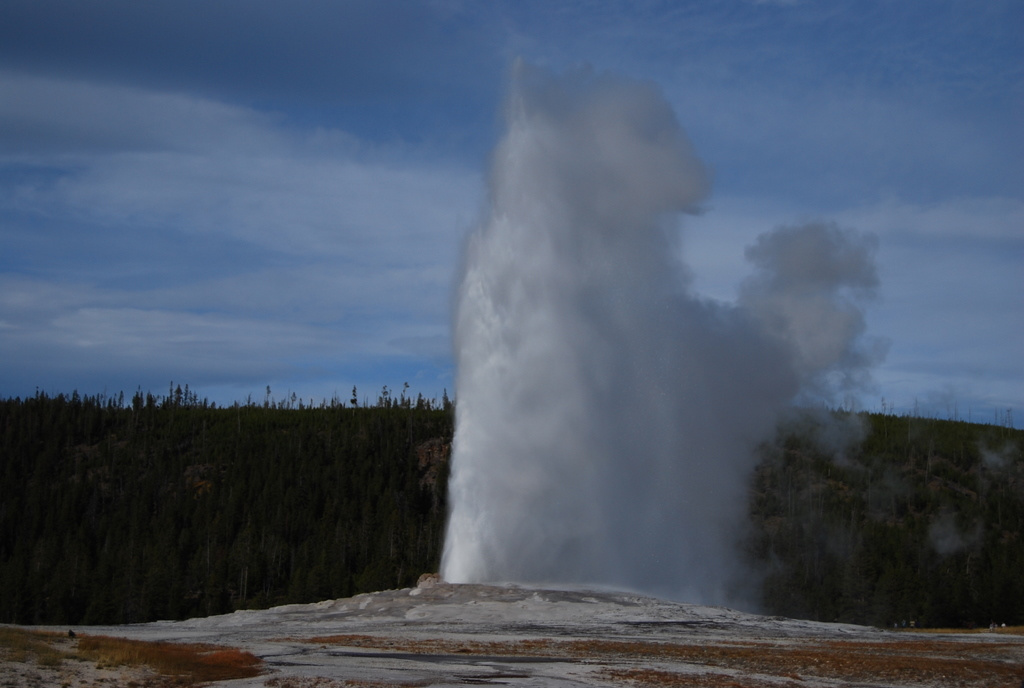 US 2010 Day08  153 Old Faithful Geyser, Yellowstone NP, WY