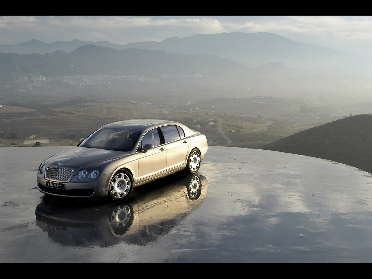 Bentley-Continental-Flying-Spur-Top-Mountains