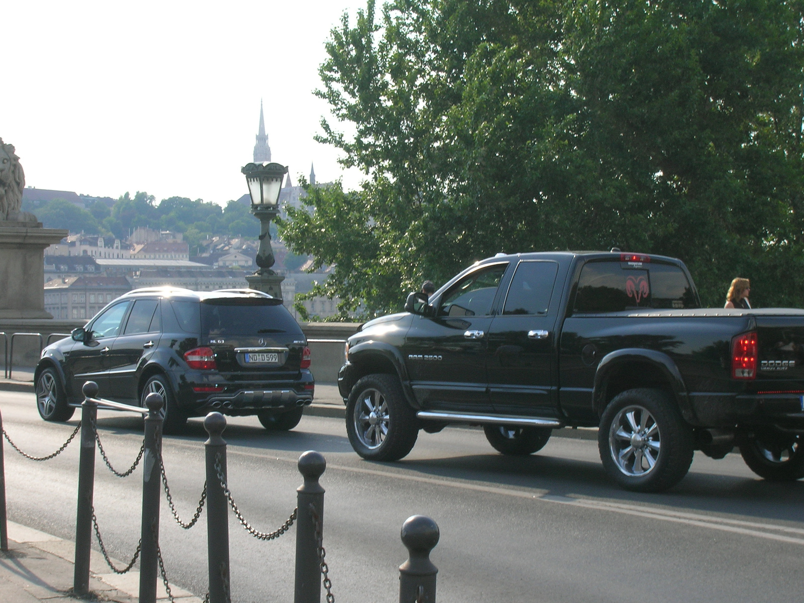 Mercedes-Benz ML 63 AMG + Dodge Ram 2500 Heavy Duty