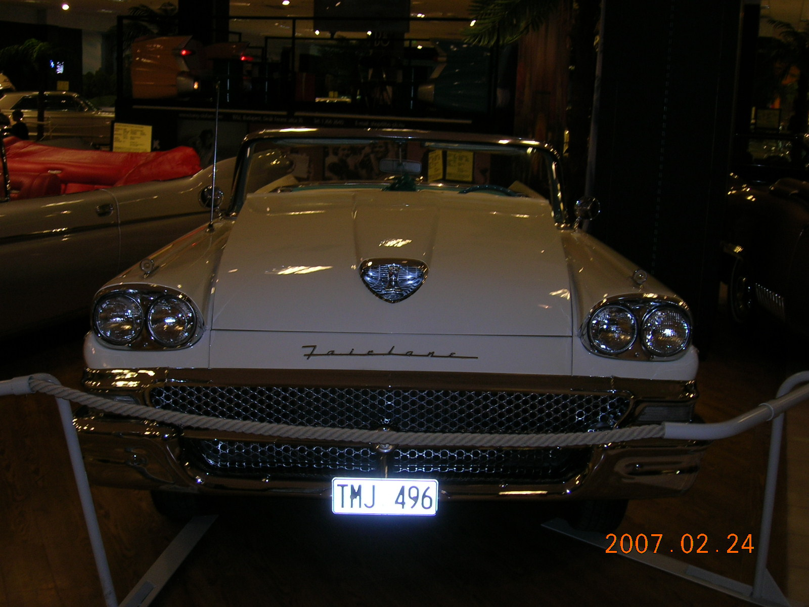 Ford Fairlaine 500 Skyliner