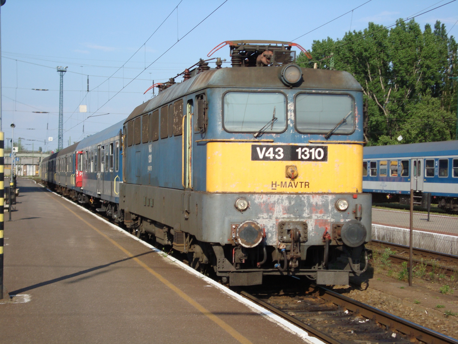 V43 1310