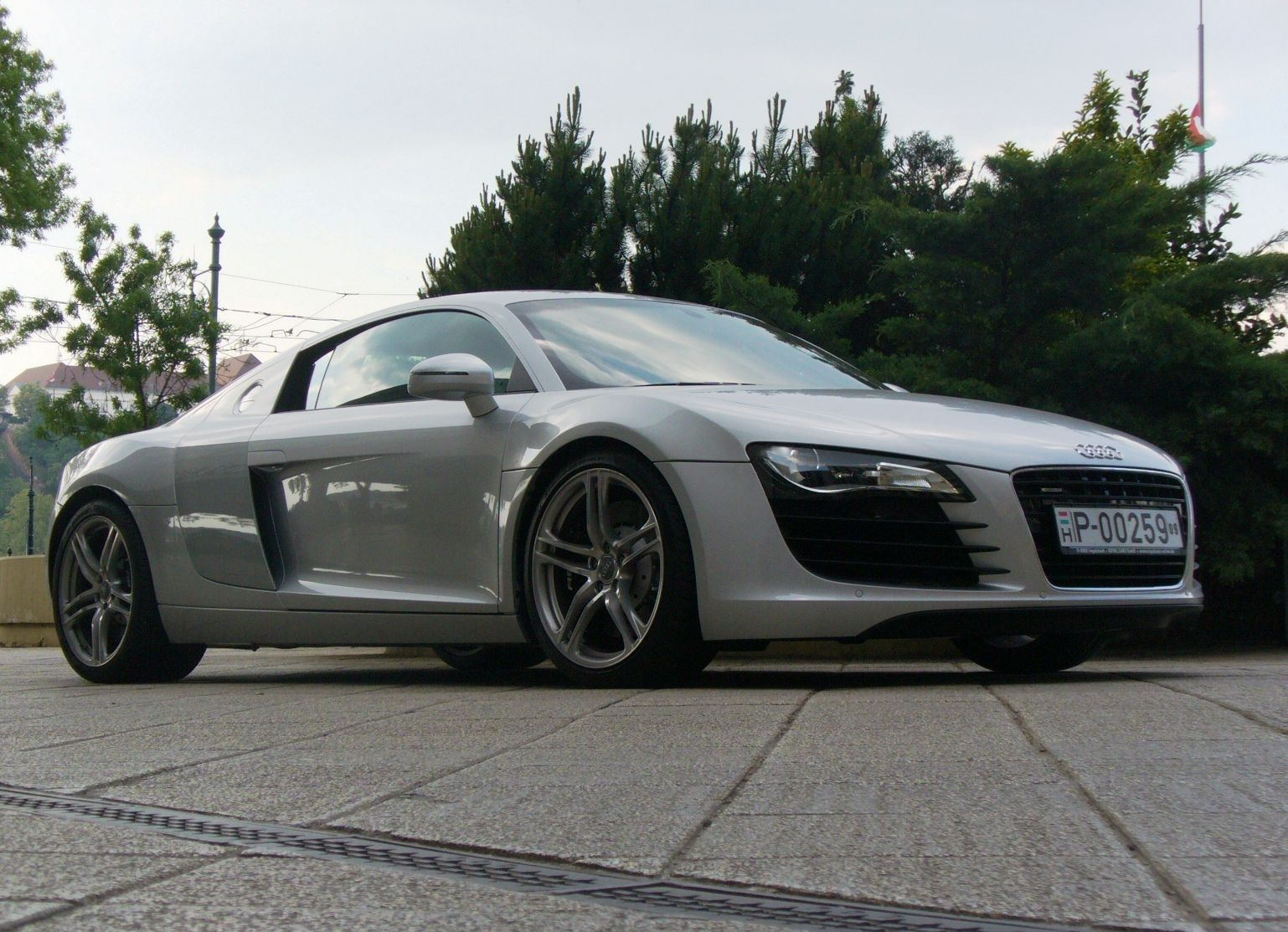 Audi R8