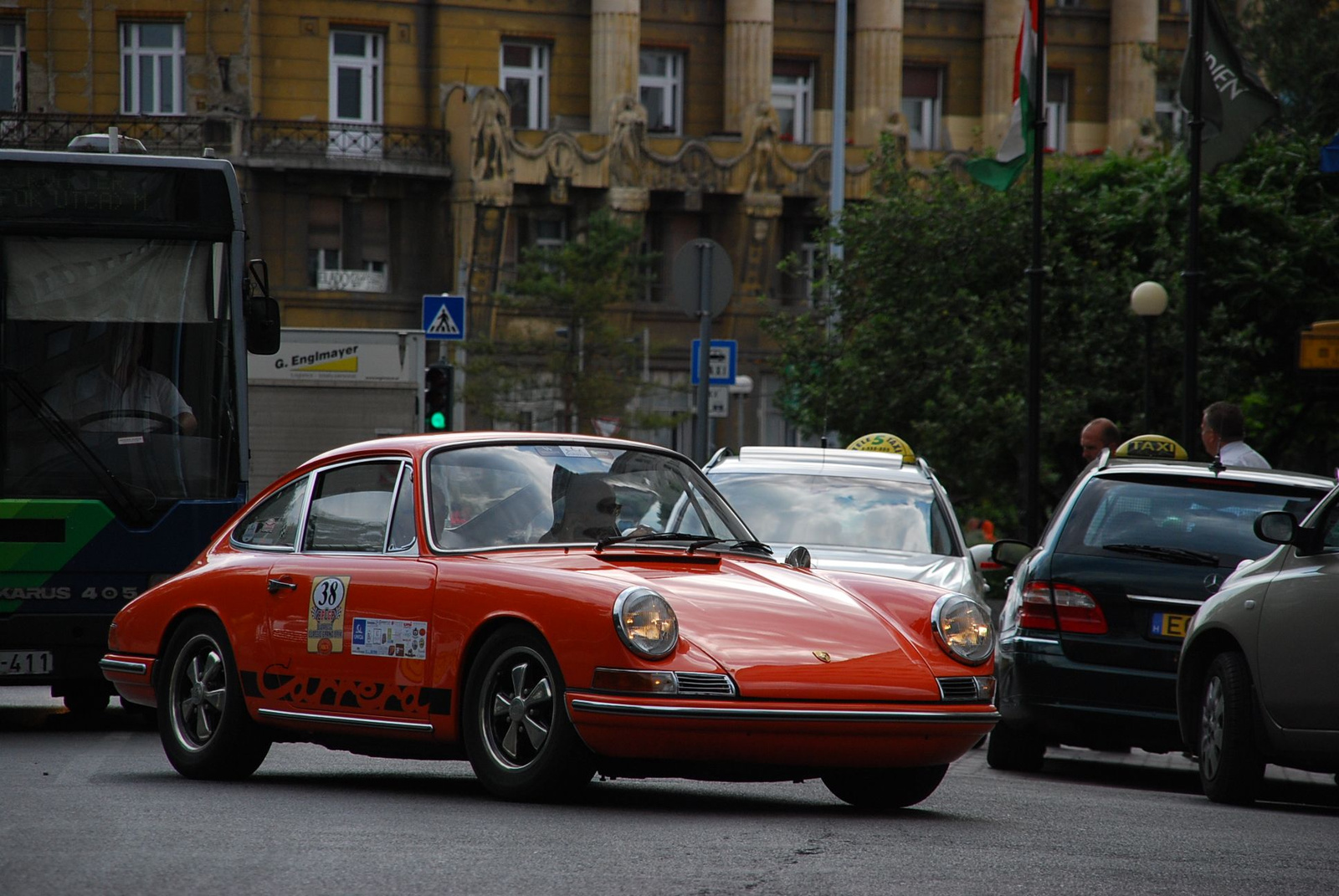 Porsche 911 Carrera