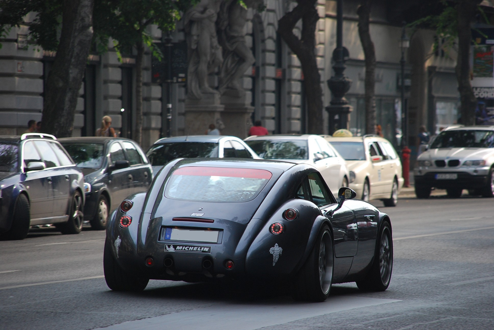 Wiesmann MF4