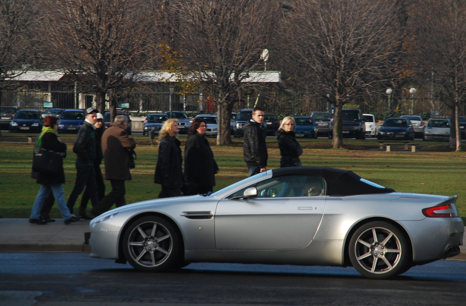 Aston Martin V8 Vantage Roadster